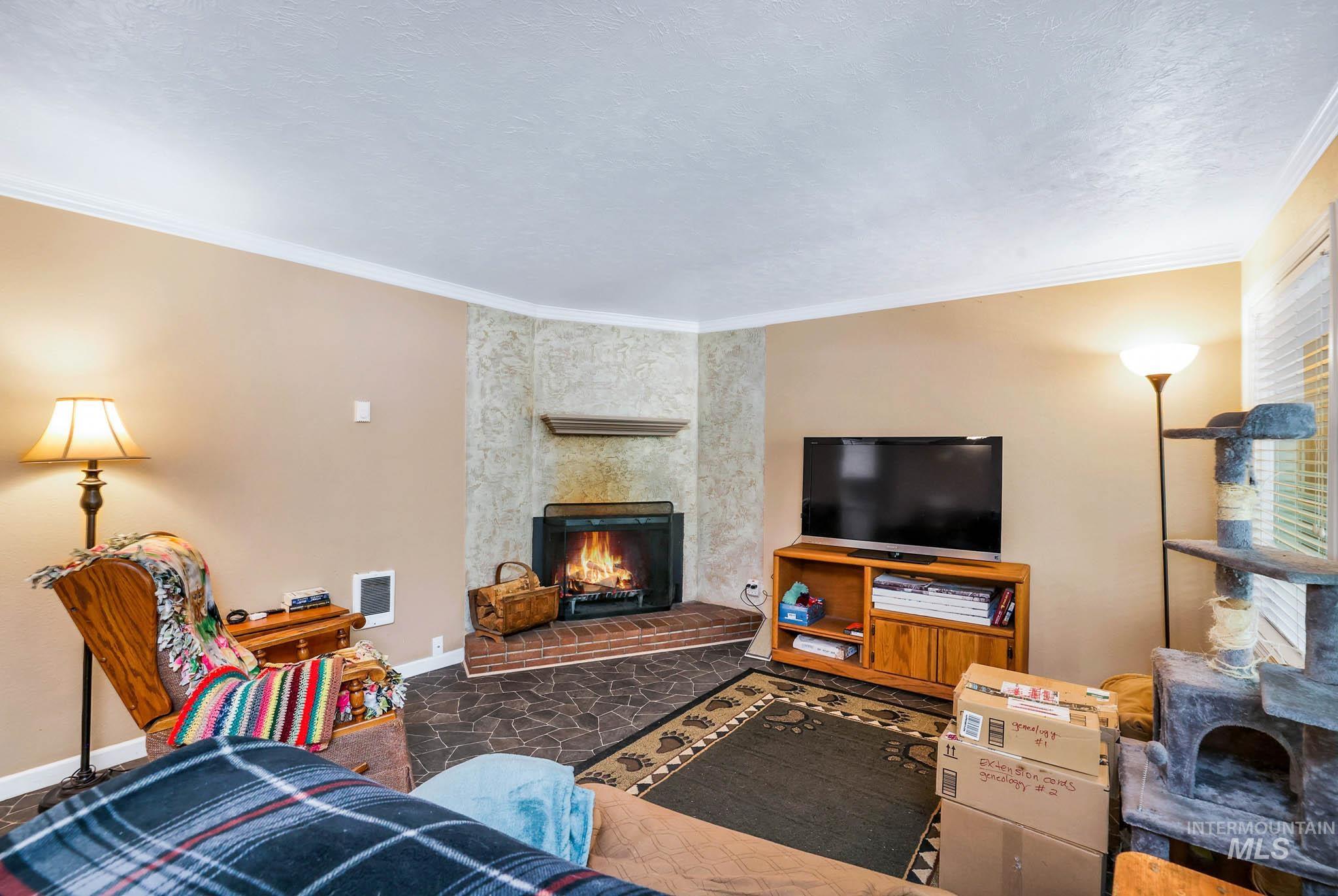 301 N Mission Street, McCall, Idaho 83638, 2 Bedrooms, 1.5 Bathrooms, Residential For Sale, Price $429,000, 98986625