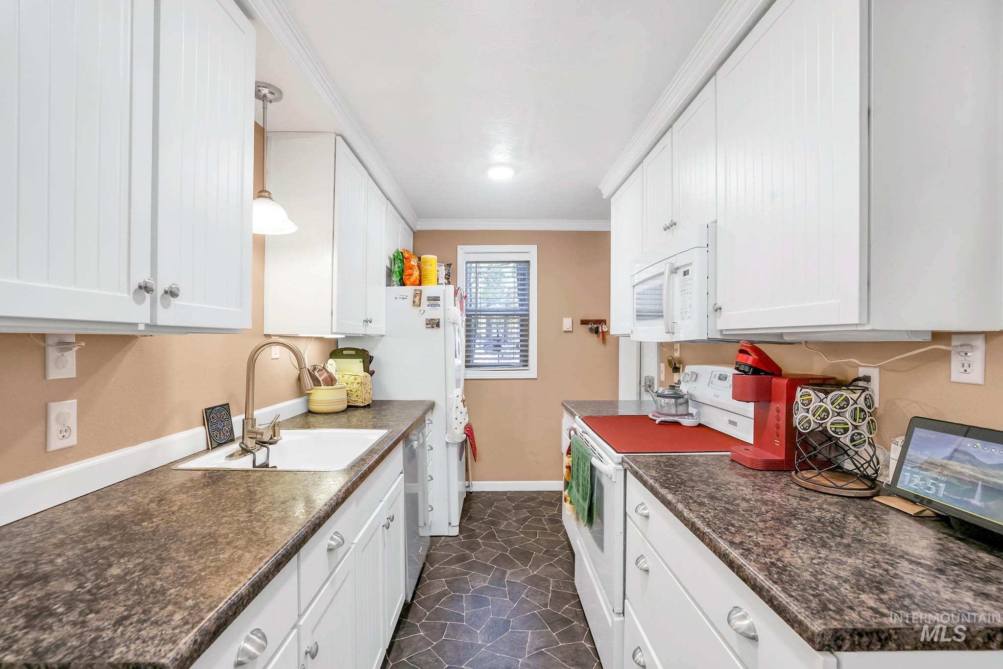 301 N Mission Street, McCall, Idaho 83638, 2 Bedrooms, 1.5 Bathrooms, Residential For Sale, Price $429,000, 98986625