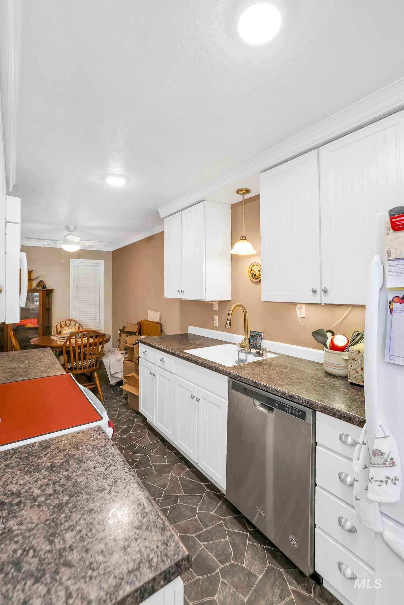 301 N Mission Street, McCall, Idaho 83638, 2 Bedrooms, 1.5 Bathrooms, Residential For Sale, Price $429,000, 98986625