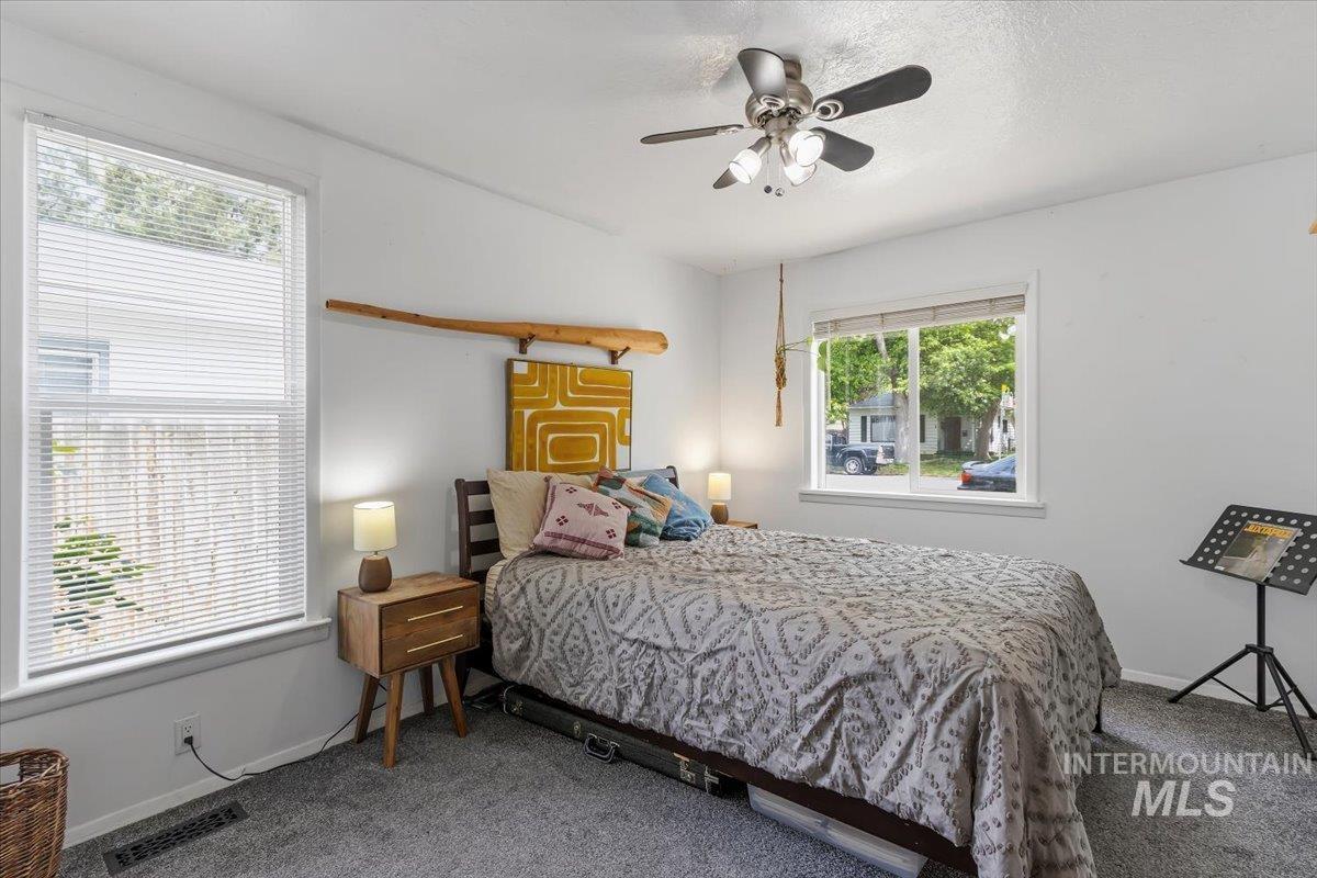236 7th Ave E, Twin Falls, Idaho 83301, 3 Bedrooms, 1 Bathroom, Residential For Sale, Price $239,999, 98986628