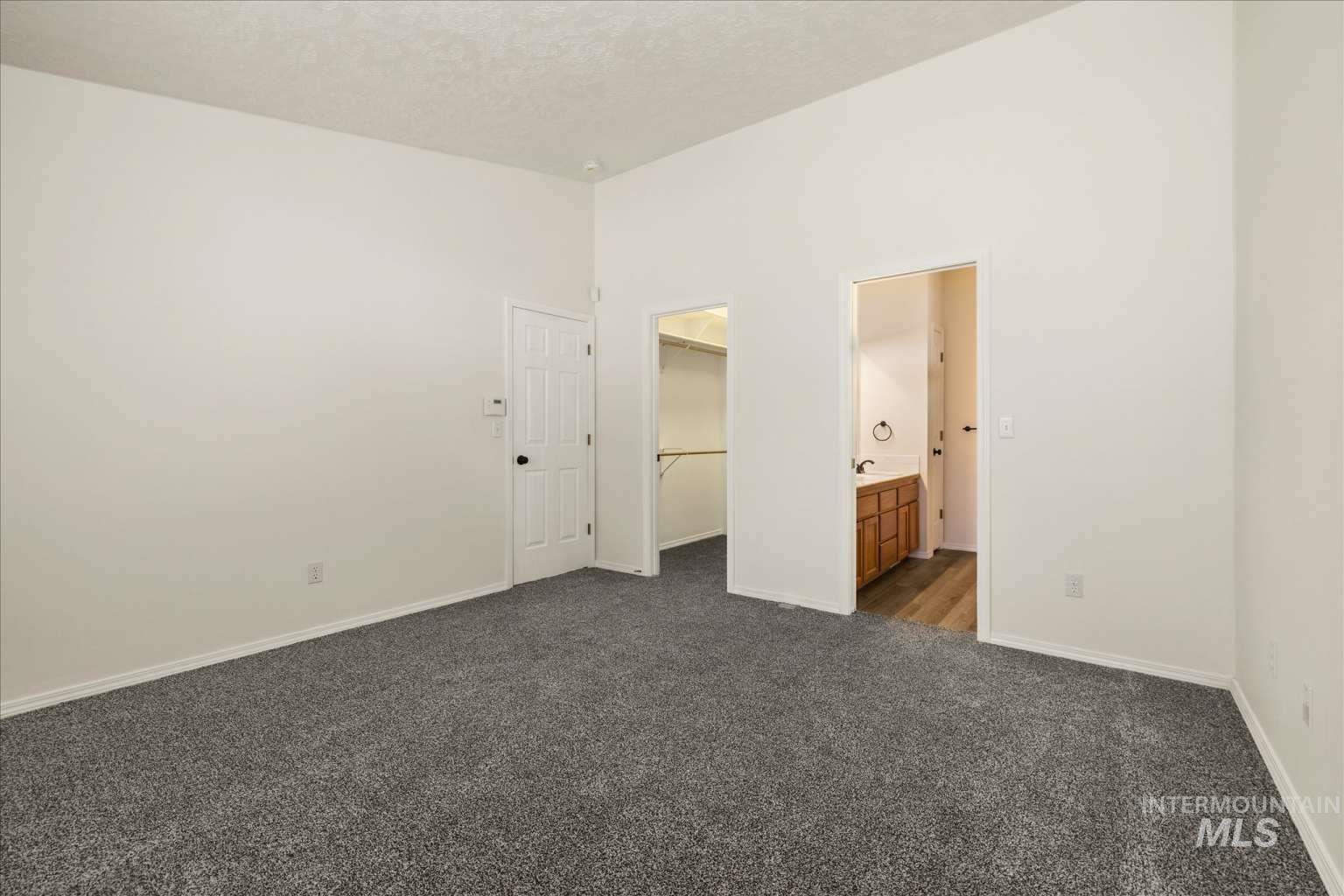 10304 W Silver City St, Boise, Idaho 83704, 3 Bedrooms, 2 Bathrooms, Residential For Sale, Price $437,900, 98986632