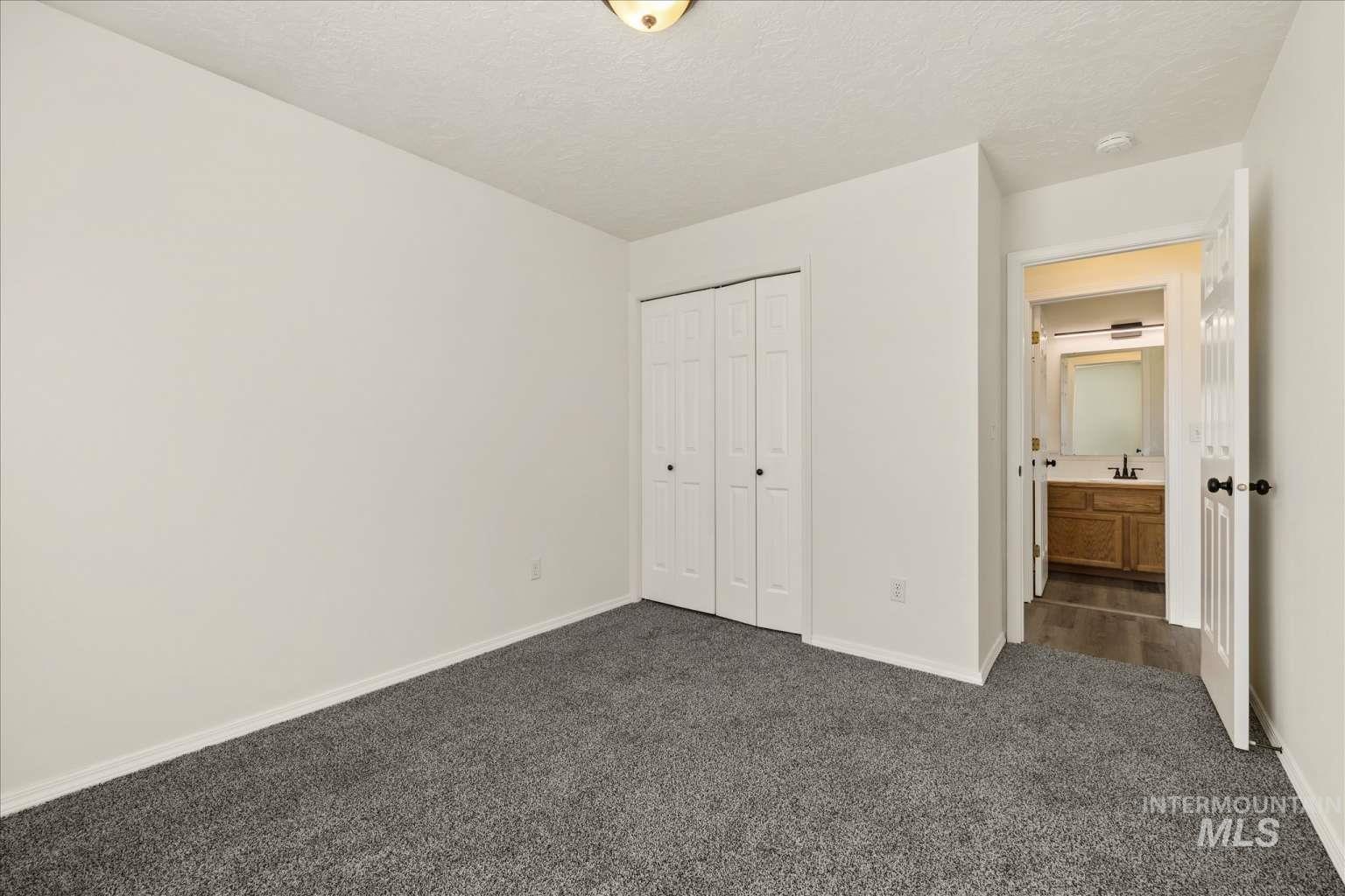 10304 W Silver City St, Boise, Idaho 83704, 3 Bedrooms, 2 Bathrooms, Residential For Sale, Price $437,900, 98986632
