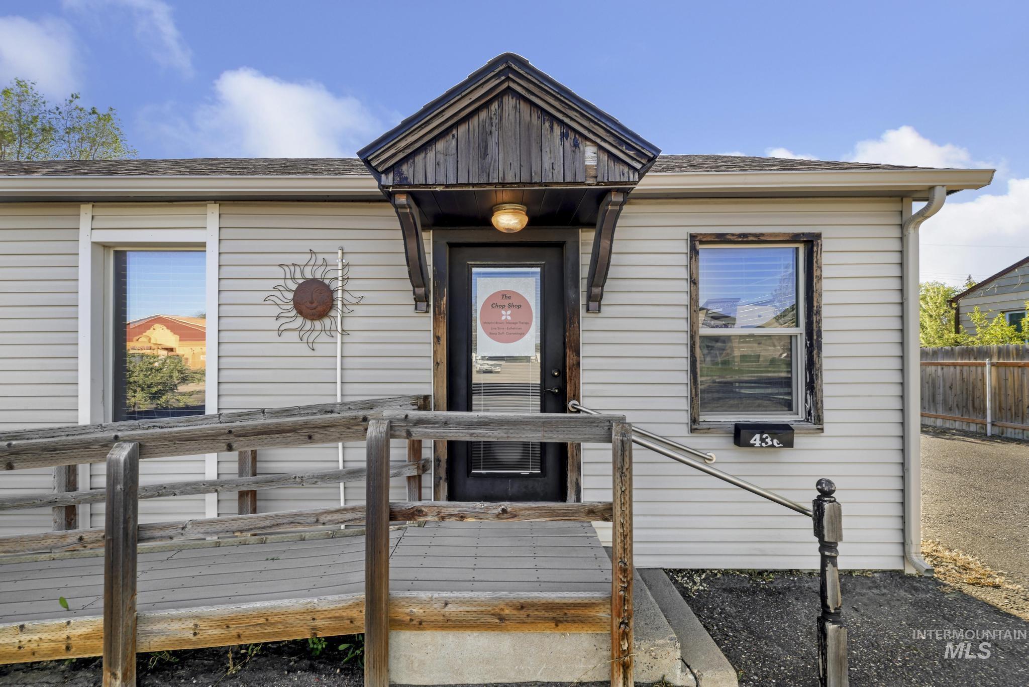436 Washington Street N, Twin Falls, Idaho 83301, 2 Rooms, Business/Commercial For Sale, Price $250,000, 98986639