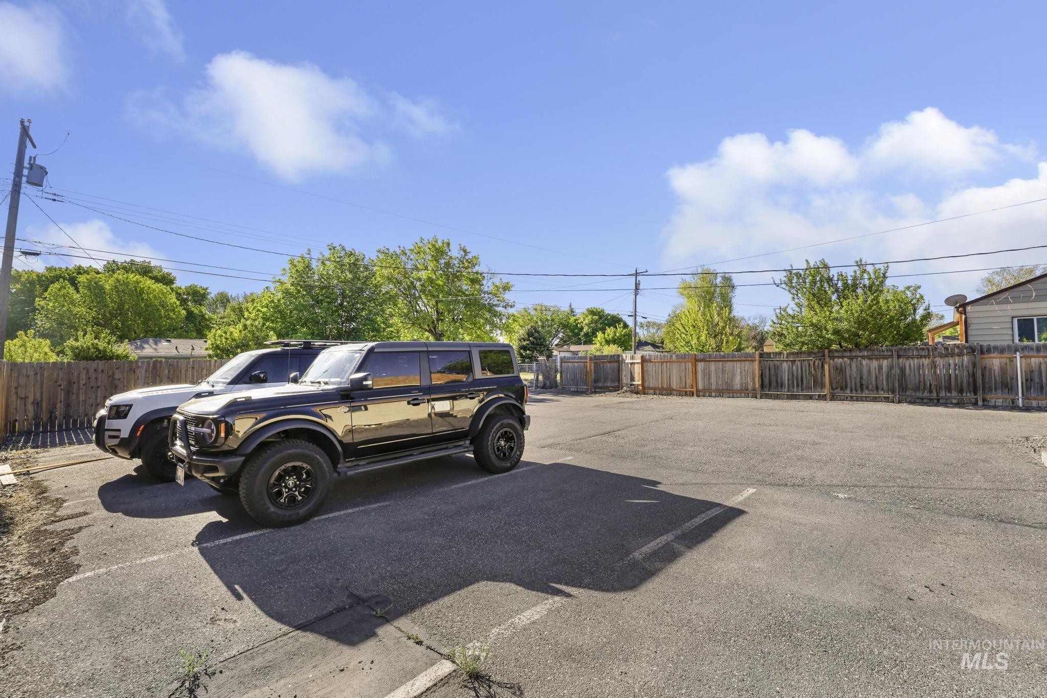436 Washington Street N, Twin Falls, Idaho 83301, 2 Rooms, Business/Commercial For Sale, Price $250,000, 98986639