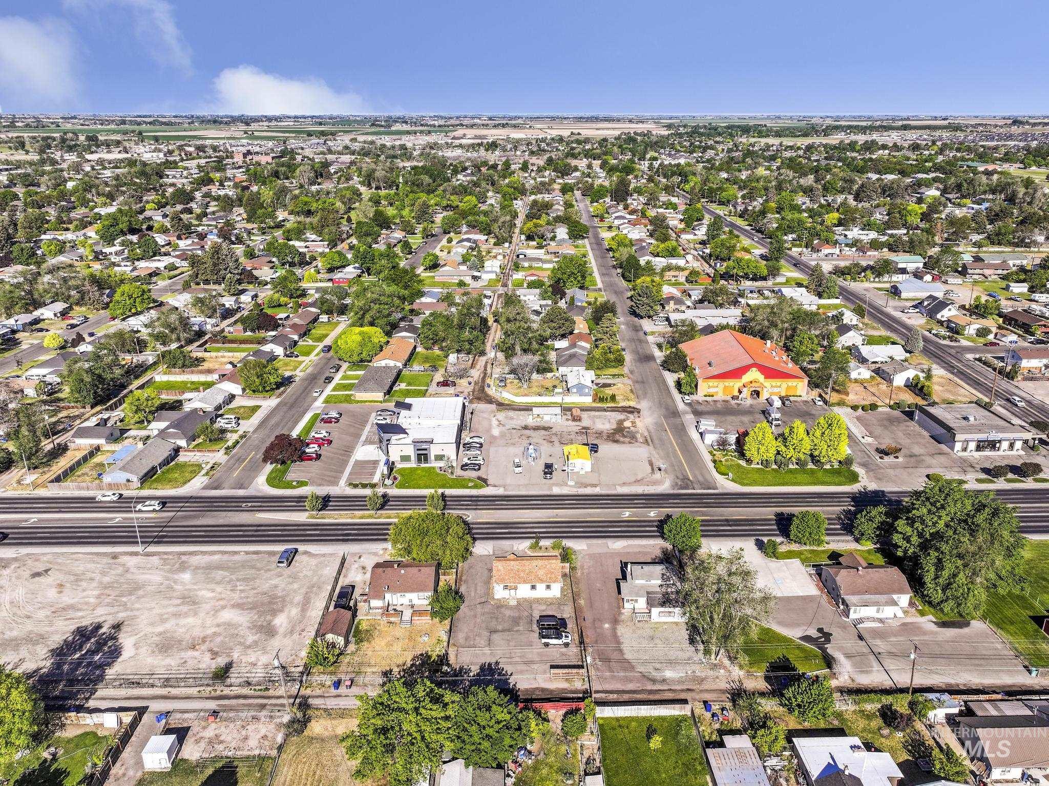 436 Washington Street N, Twin Falls, Idaho 83301, 2 Rooms, Business/Commercial For Sale, Price $250,000, 98986639