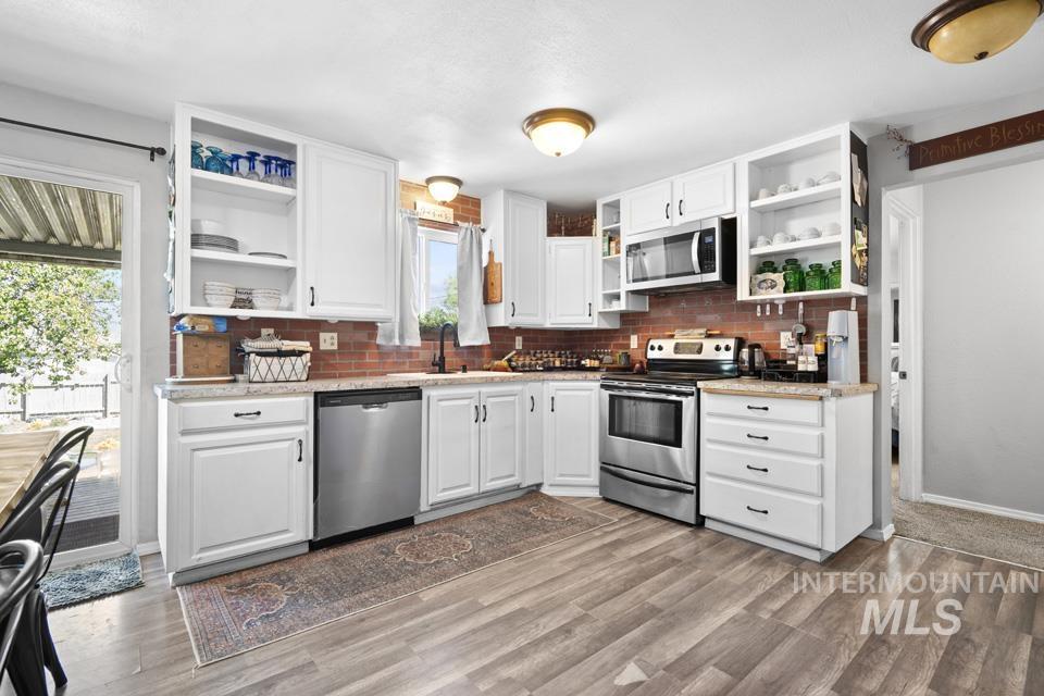 113 E Montana Ave, Homedale, Idaho 83628-0000, 5 Bedrooms, 2 Bathrooms, Residential For Sale, Price $355,000, 98986640