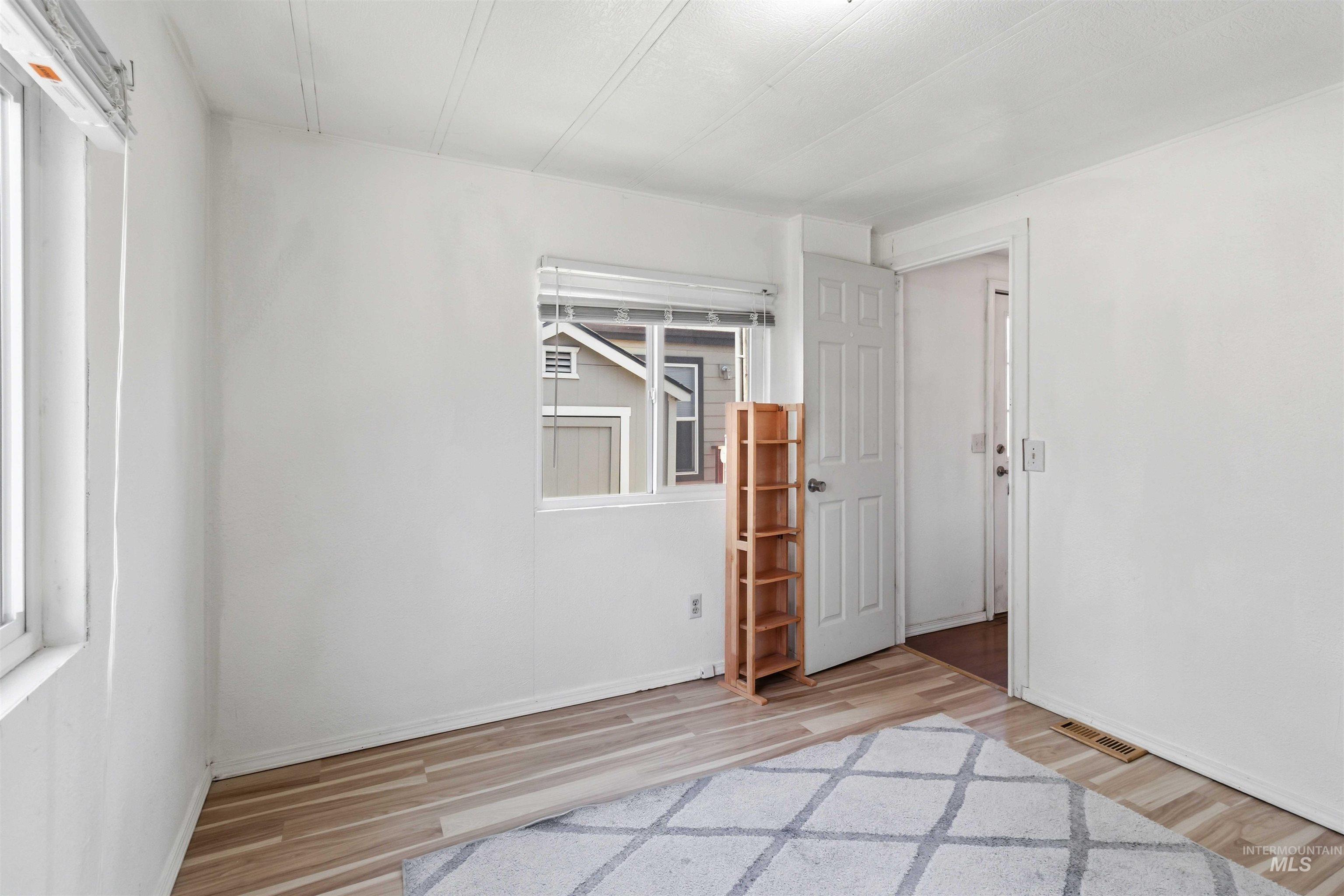 2815 W Dorian St, Boise, Idaho 83705, 2 Bedrooms, 1 Bathroom, Residential For Sale, Price $26,000,MLS 98986641