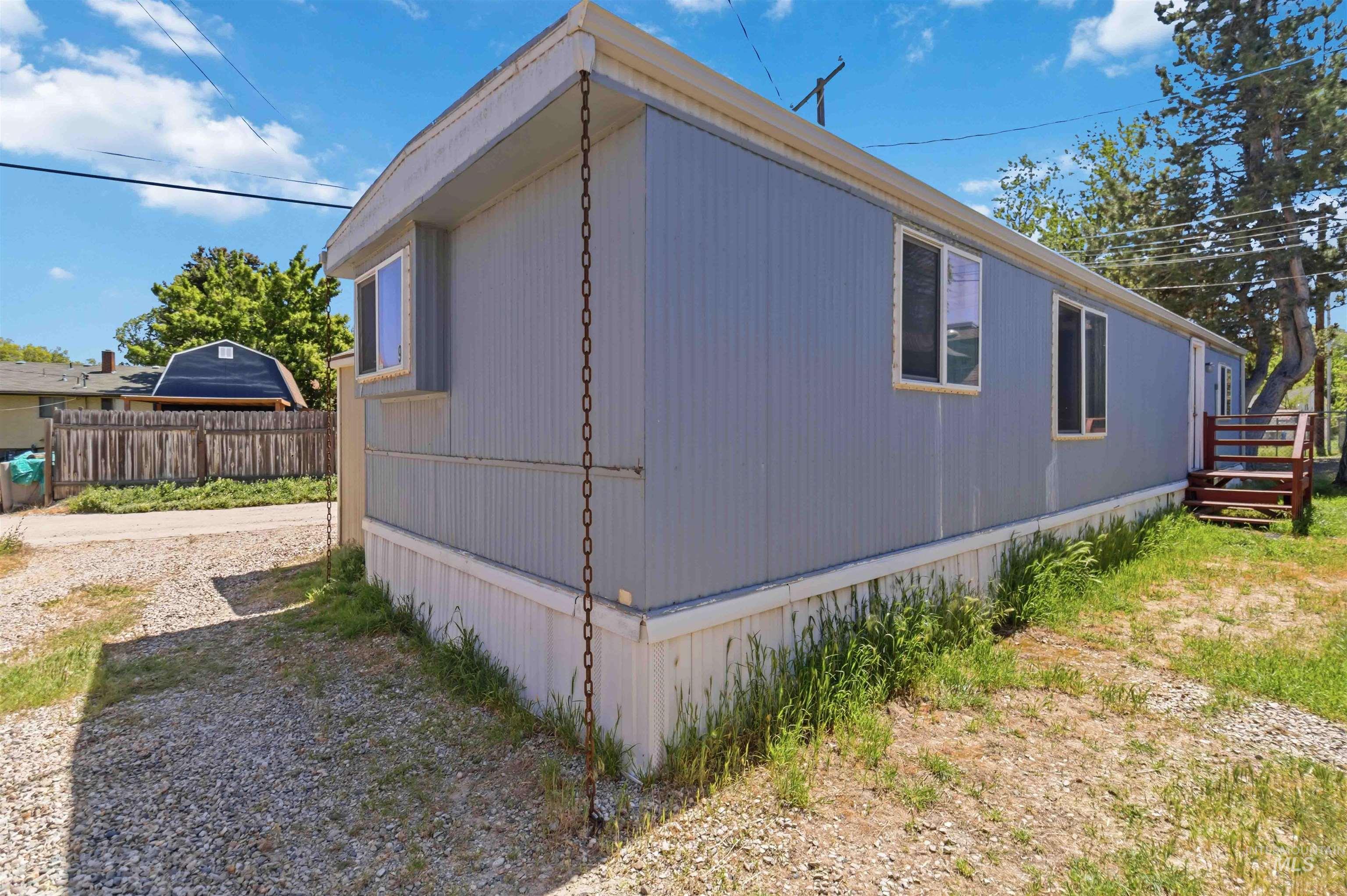 2815 W Dorian St, Boise, Idaho 83705, 2 Bedrooms, 1 Bathroom, Residential For Sale, Price $26,000,MLS 98986641