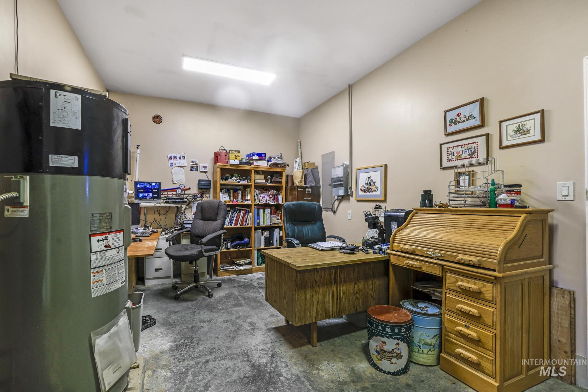 1994 S S 1200 E, Bliss, Idaho 83314, 2 Bedrooms, 2 Bathrooms, Residential For Sale, Price $520,000, 98986643