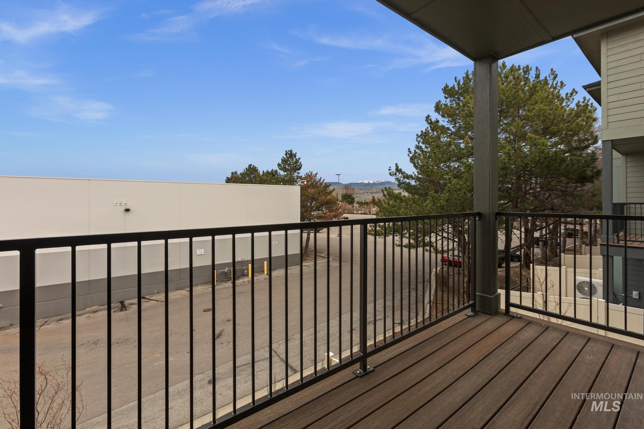 7494 W Swain Lane, Garden City, Idaho 83714, 3 Bedrooms, 3 Bathrooms, Residential For Sale, Price $439,000, 98986646