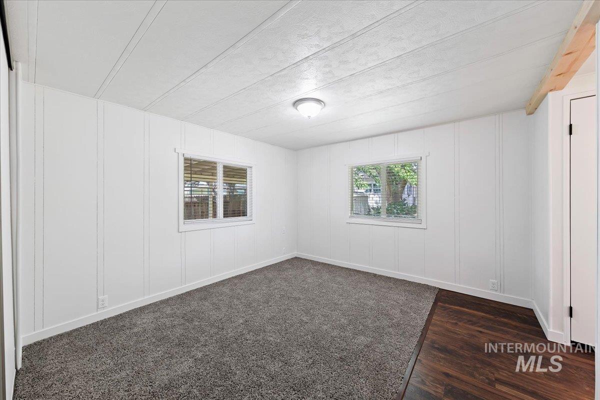 3779 S Clacton Way, Boise, Idaho 83716, 2 Bedrooms, 2 Bathrooms, Residential For Sale, Price $325,000,MLS 98986648