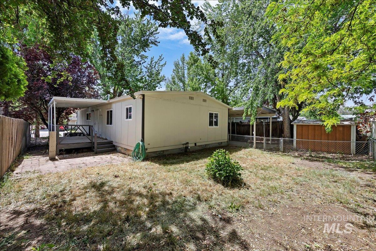 3779 S Clacton Way, Boise, Idaho 83716, 2 Bedrooms, 2 Bathrooms, Residential For Sale, Price $325,000,MLS 98986648