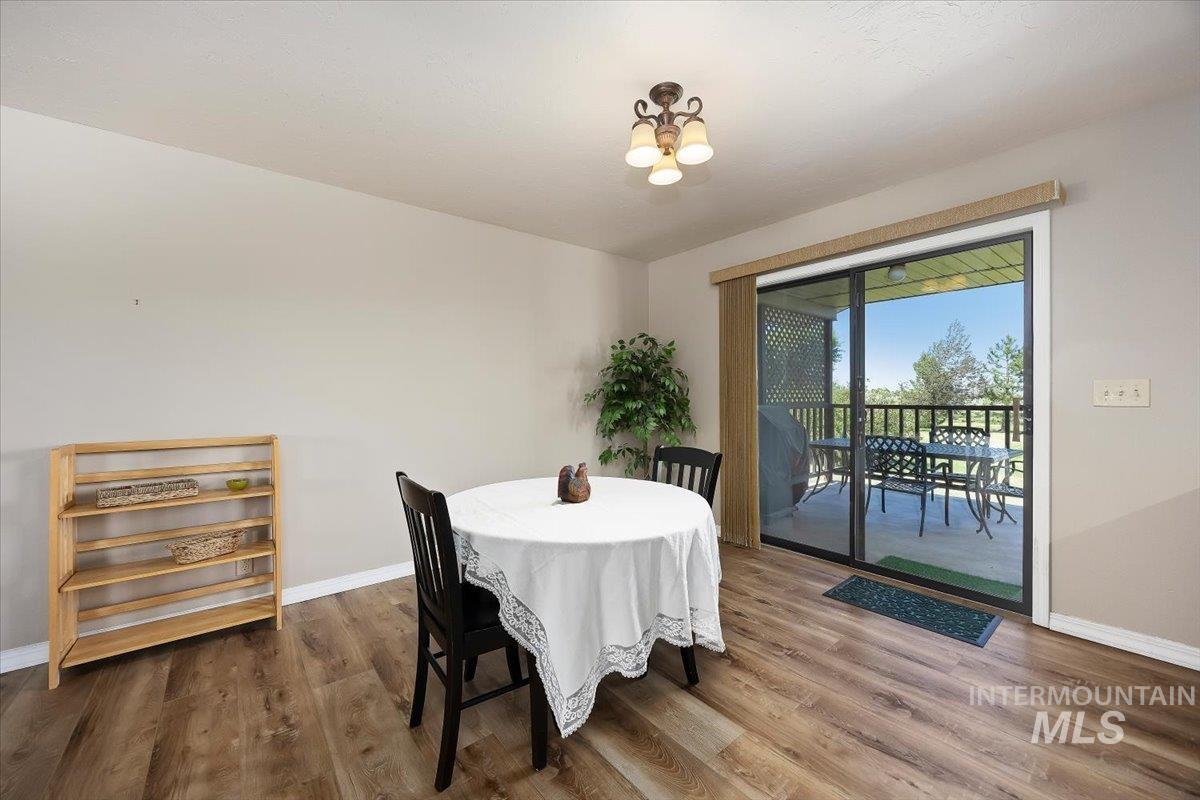 1030 Clear Creek Drive, Buhl, Idaho 83316, 3 Bedrooms, 2 Bathrooms, Residential For Sale, Price $450,000,MLS 98986650