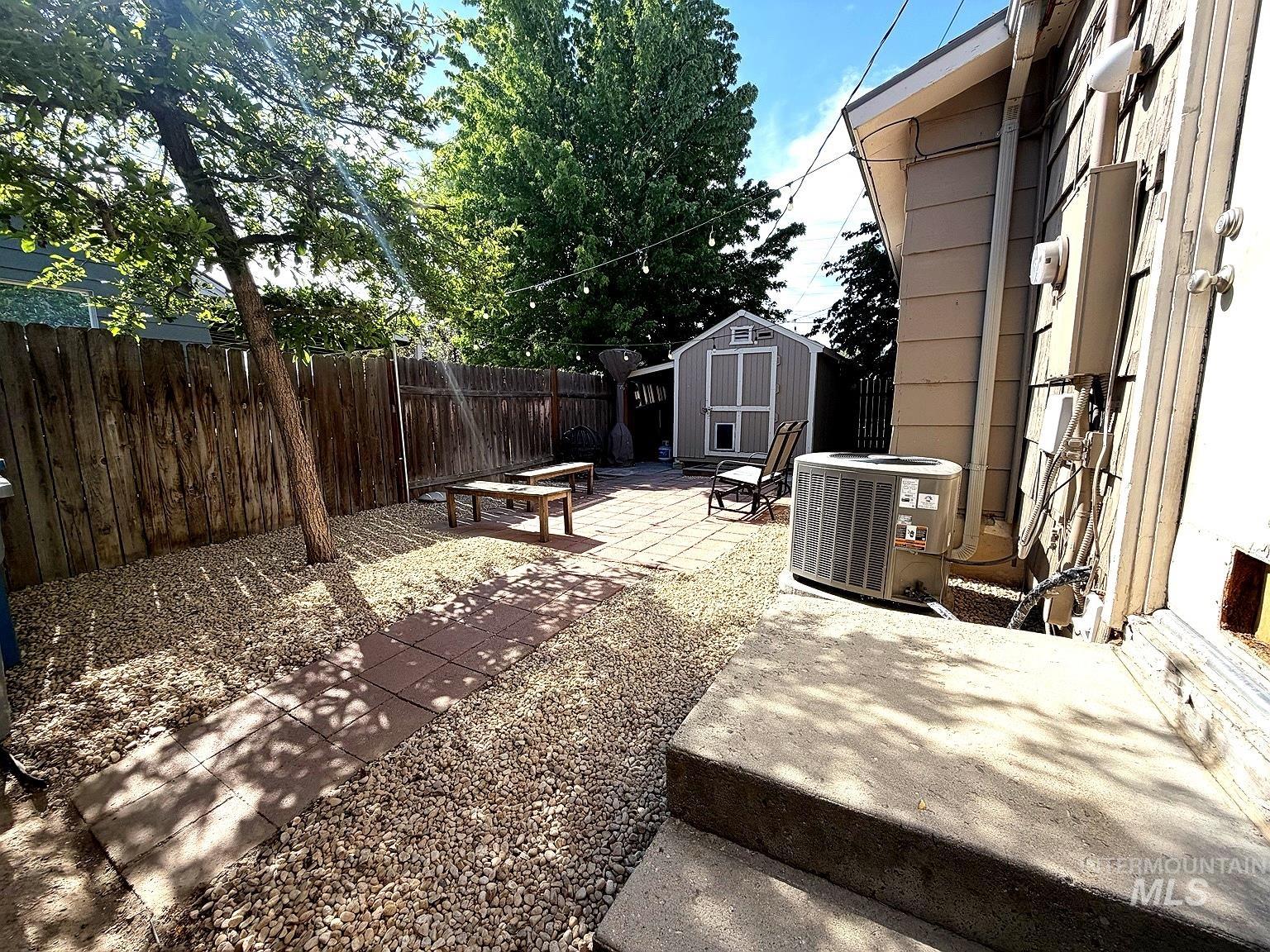 4207 W Marvin Street, Boise, Idaho 83705, 3 Bedrooms, 1 Bathroom, Residential For Sale, Price $400,000,MLS 98986652