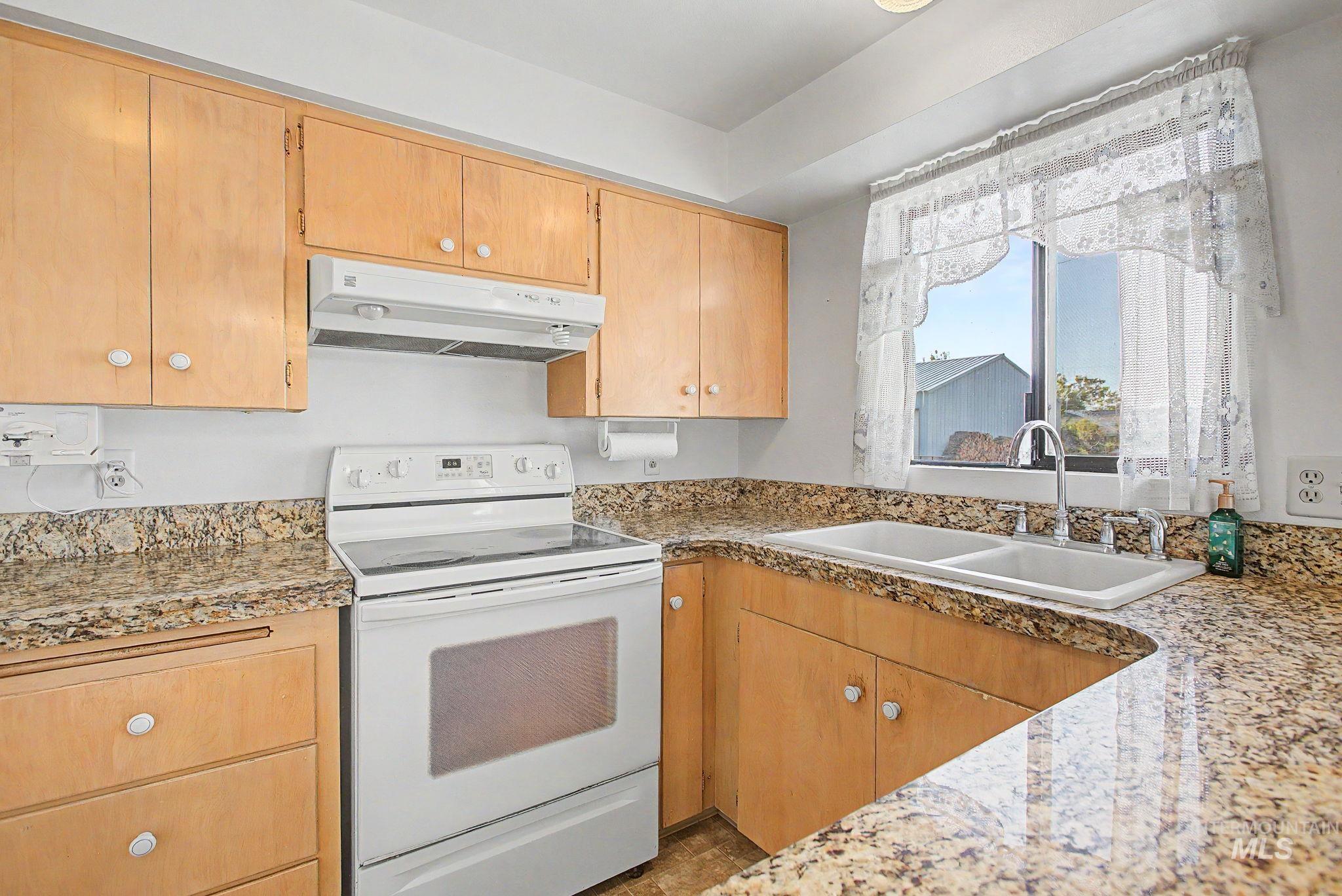 1119 Alder Dr, Lewiston, Idaho 83501, 4 Bedrooms, 2 Bathrooms, Residential For Sale, Price $479,000,MLS 98986654