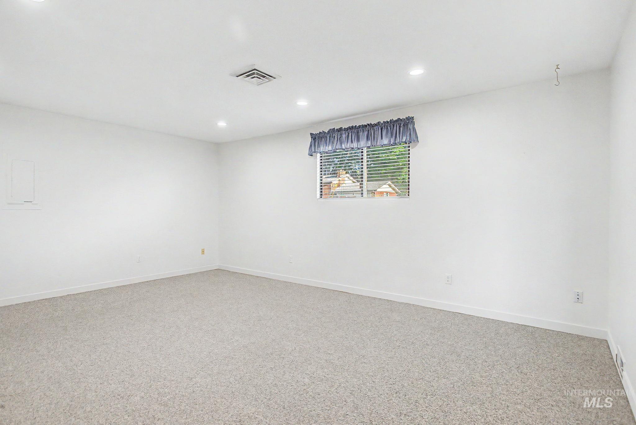 1119 Alder Dr, Lewiston, Idaho 83501, 4 Bedrooms, 2 Bathrooms, Residential For Sale, Price $479,000,MLS 98986654