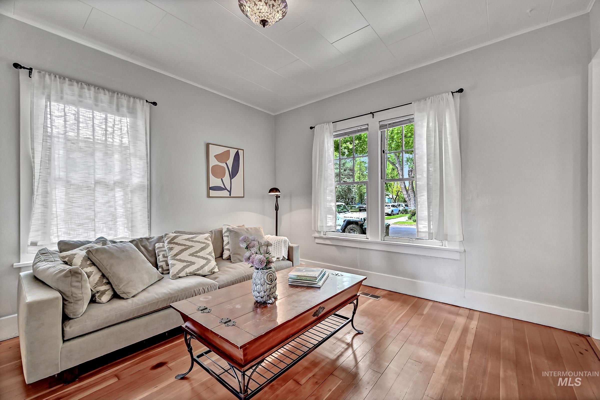 411 W Union St, Boise, Idaho 83702, 1 Bedroom, 1 Bathroom, Residential For Sale, Price $498,888,MLS 98986655