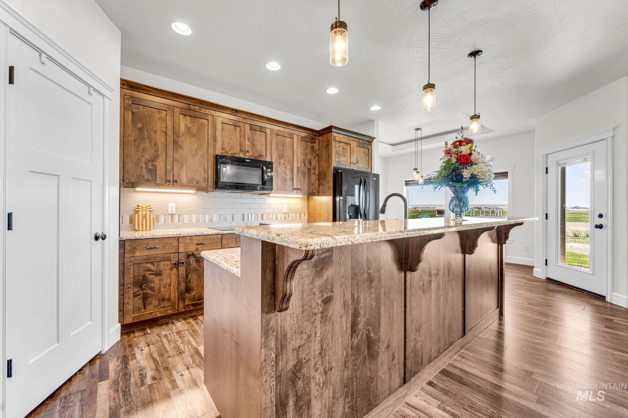 75 S 1050 W, Paul, Idaho 83347, 5 Bedrooms, 3 Bathrooms, Residential For Sale, Price $610,000,MLS 98986656
