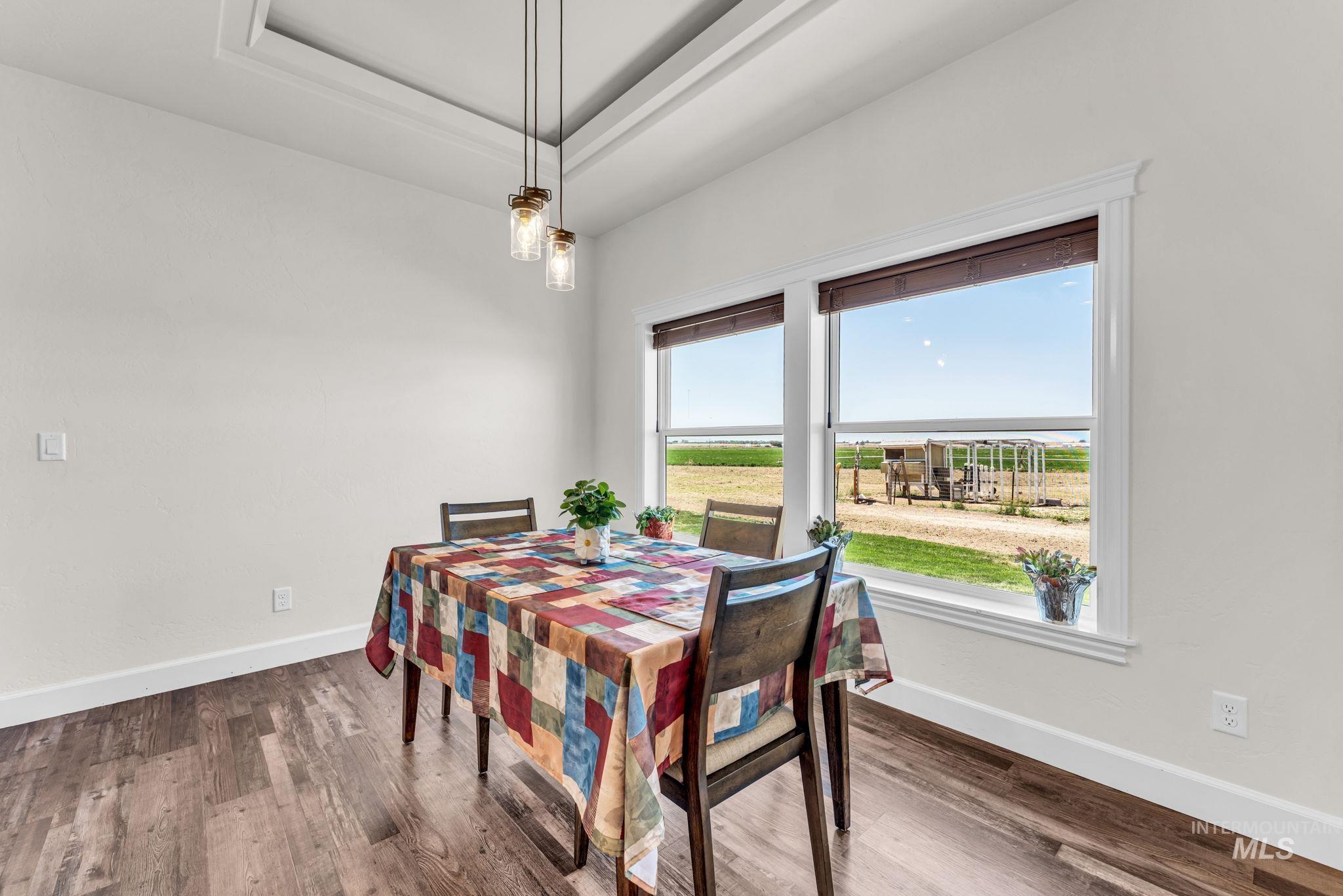 75 S 1050 W, Paul, Idaho 83347, 5 Bedrooms, 3 Bathrooms, Residential For Sale, Price $610,000,MLS 98986656