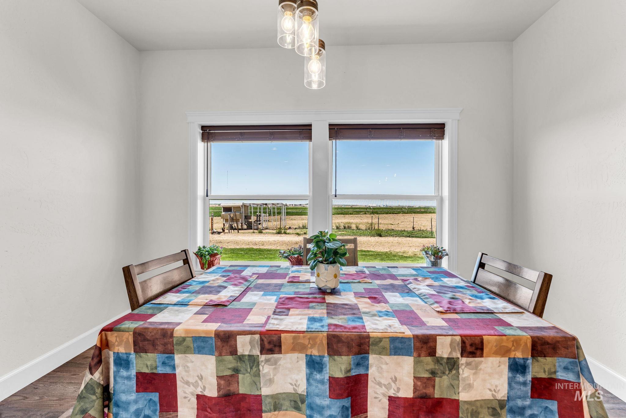 75 S 1050 W, Paul, Idaho 83347, 5 Bedrooms, 3 Bathrooms, Residential For Sale, Price $610,000,MLS 98986656
