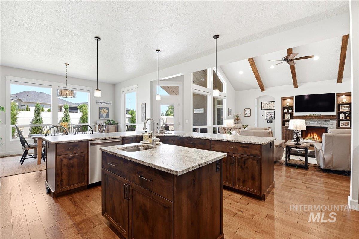 12102 W Lacerta St, Star, Idaho 83669-1201, 3 Bedrooms, 3.5 Bathrooms, Residential For Sale, Price $849,900,MLS 98986661