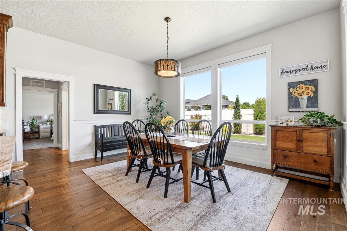 12102 W Lacerta St, Star, Idaho 83669-1201, 3 Bedrooms, 3.5 Bathrooms, Residential For Sale, Price $849,900,MLS 98986661