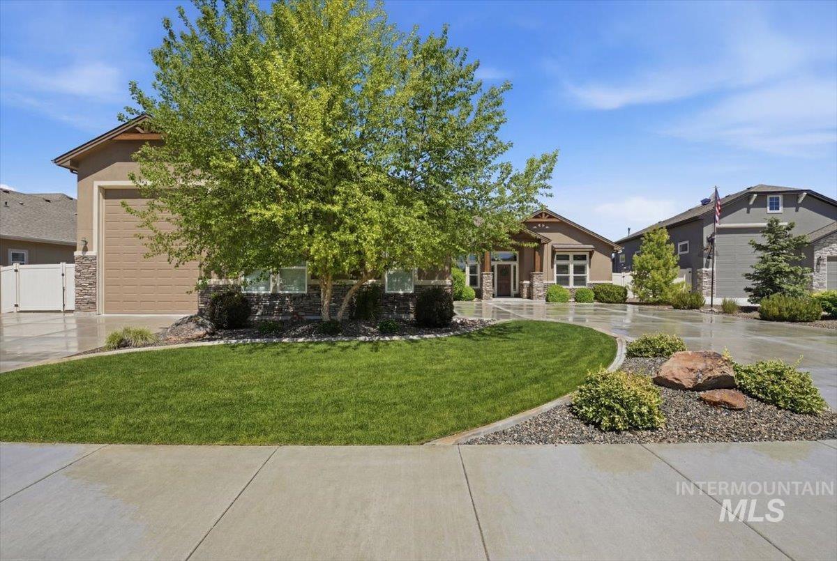 12102 W Lacerta St, Star, Idaho 83669-1201, 3 Bedrooms, 3.5 Bathrooms, Residential For Sale, Price $849,900,MLS 98986661