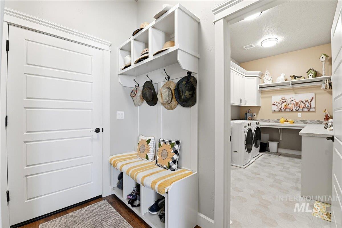12102 W Lacerta St, Star, Idaho 83669-1201, 3 Bedrooms, 3.5 Bathrooms, Residential For Sale, Price $849,900,MLS 98986661