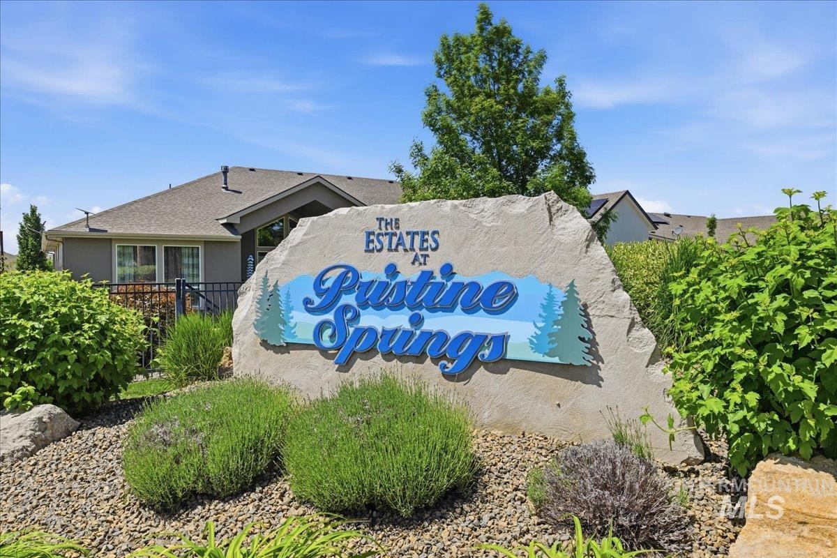 12102 W Lacerta St, Star, Idaho 83669-1201, 3 Bedrooms, 3.5 Bathrooms, Residential For Sale, Price $849,900,MLS 98986661