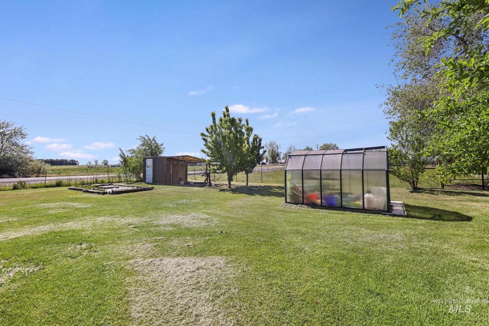 1617 9th Ave E, Gooding, Idaho 83330, 5 Bedrooms, 2 Bathrooms, Residential For Sale, Price $519,999, 98986662