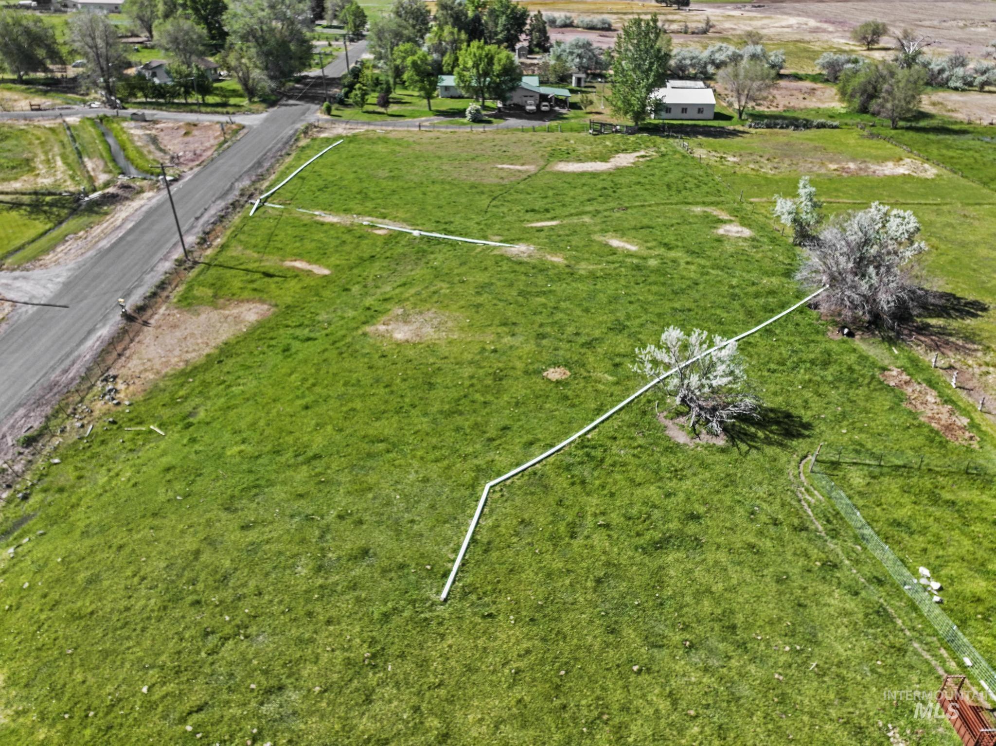 1617 9th Ave E, Gooding, Idaho 83330, 5 Bedrooms, 2 Bathrooms, Residential For Sale, Price $519,999, 98986662