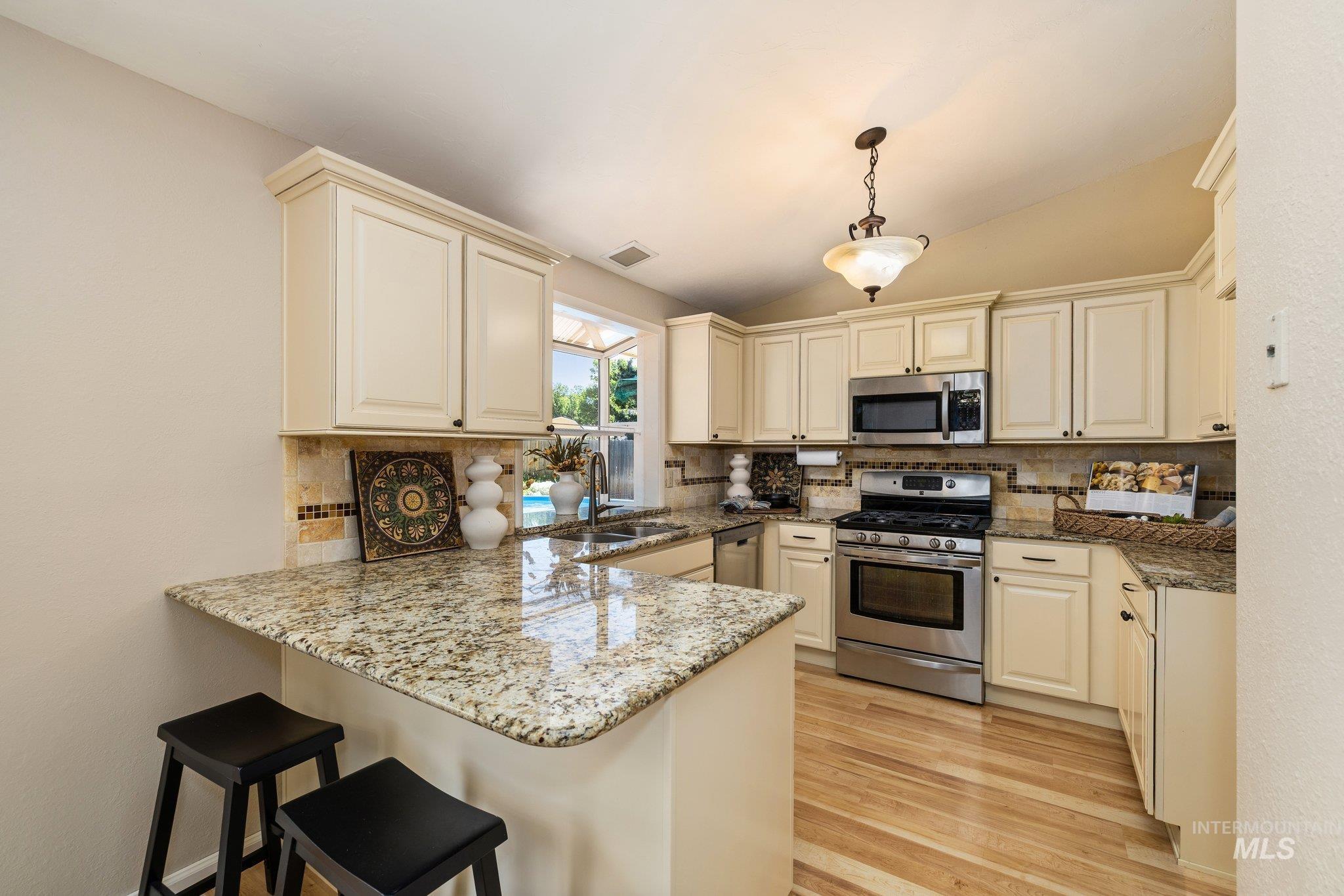 7114 W Chilacot Dr, Boise, Idaho 83709, 4 Bedrooms, 3 Bathrooms, Residential For Sale, Price $505,000, 98986665