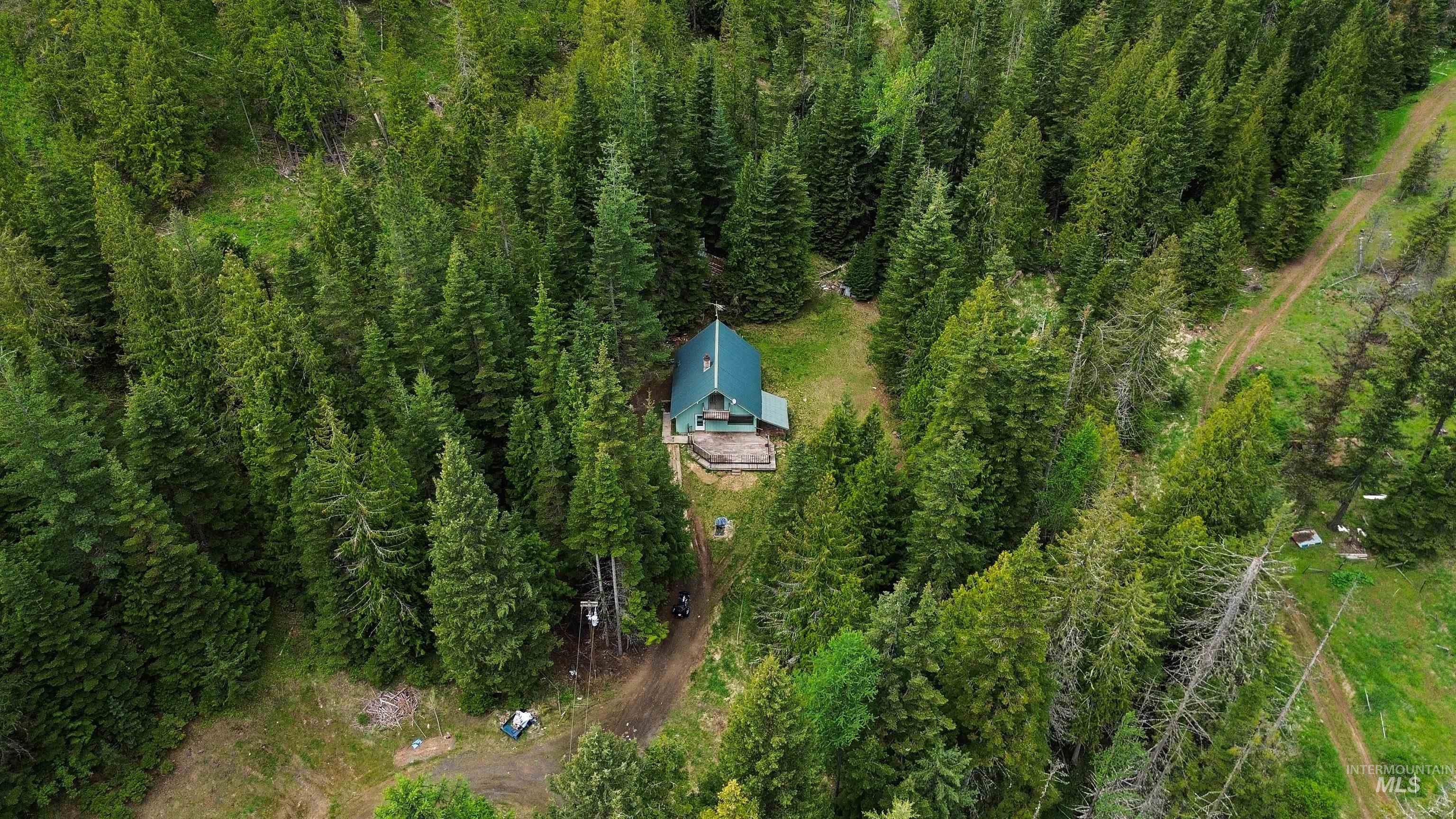 4715 Freeman Creek Rd, Lenore, Idaho 83541, 3 Bedrooms, 1 Bathroom, Residential For Sale, Price $350,000, 98986668