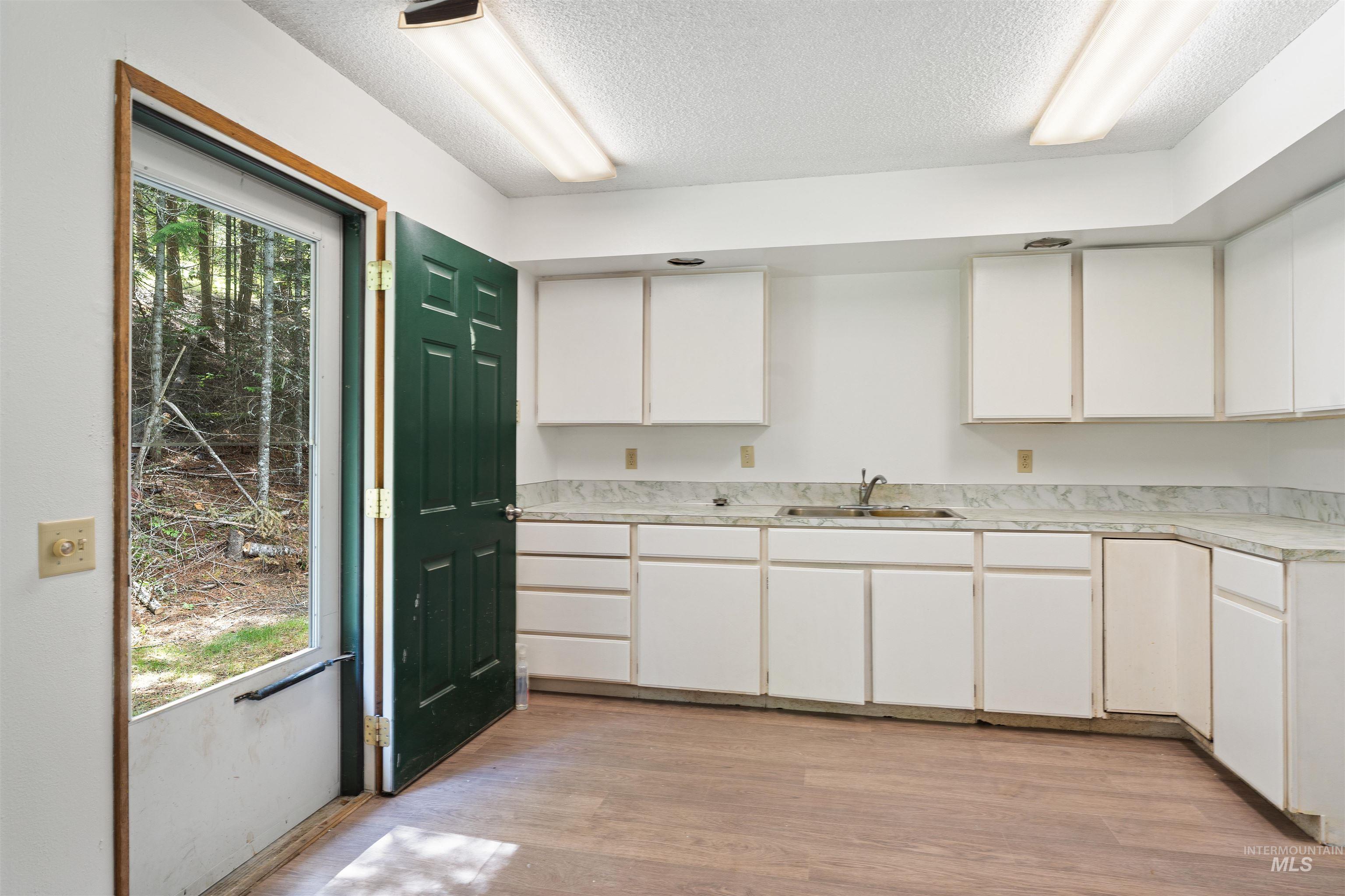 4715 Freeman Creek Rd, Lenore, Idaho 83541, 3 Bedrooms, 1 Bathroom, Residential For Sale, Price $350,000, 98986668