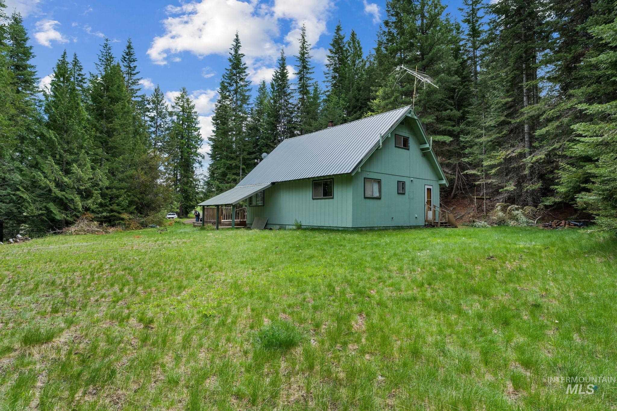 4715 Freeman Creek Rd, Lenore, Idaho 83541, 3 Bedrooms, 1 Bathroom, Residential For Sale, Price $350,000, 98986668