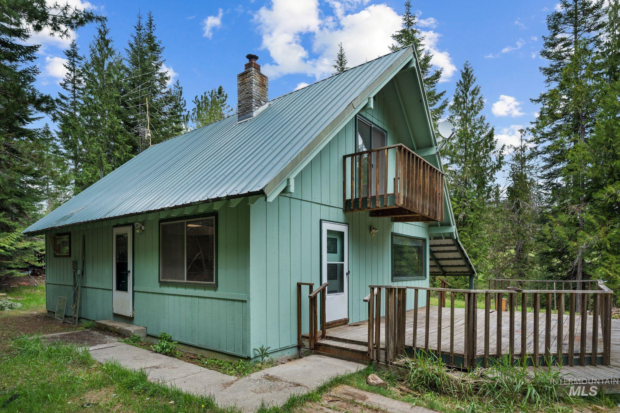 4715 Freeman Creek Rd, Lenore, Idaho 83541, 3 Bedrooms, 1 Bathroom, Residential For Sale, Price $350,000, 98986668