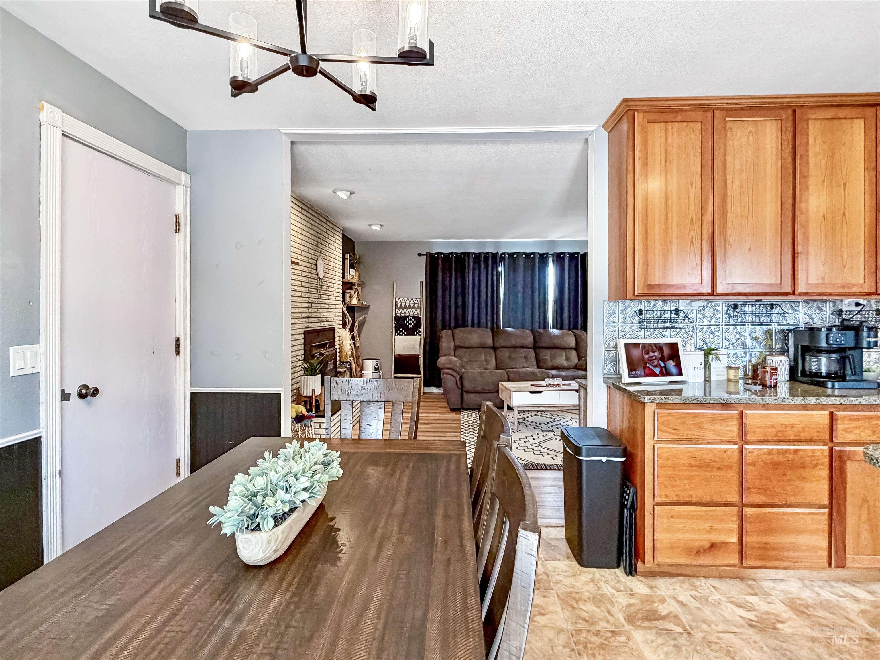 2220 Schaefer Drive, Clarkston, Washington 99403, 4 Bedrooms, 2 Bathrooms, Residential For Sale, Price $415,000,MLS 98986670