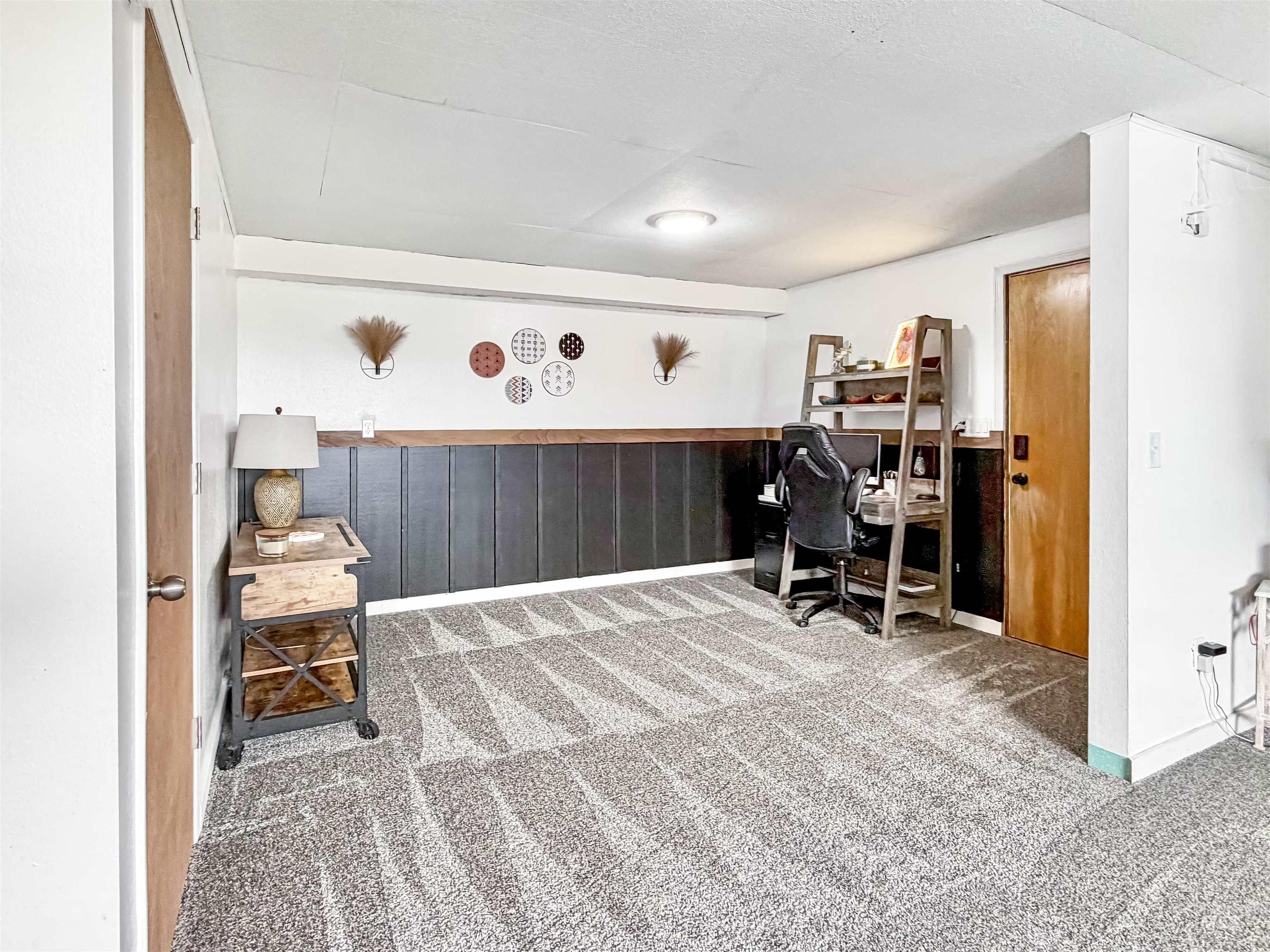 2220 Schaefer Drive, Clarkston, Washington 99403, 4 Bedrooms, 2 Bathrooms, Residential For Sale, Price $415,000,MLS 98986670