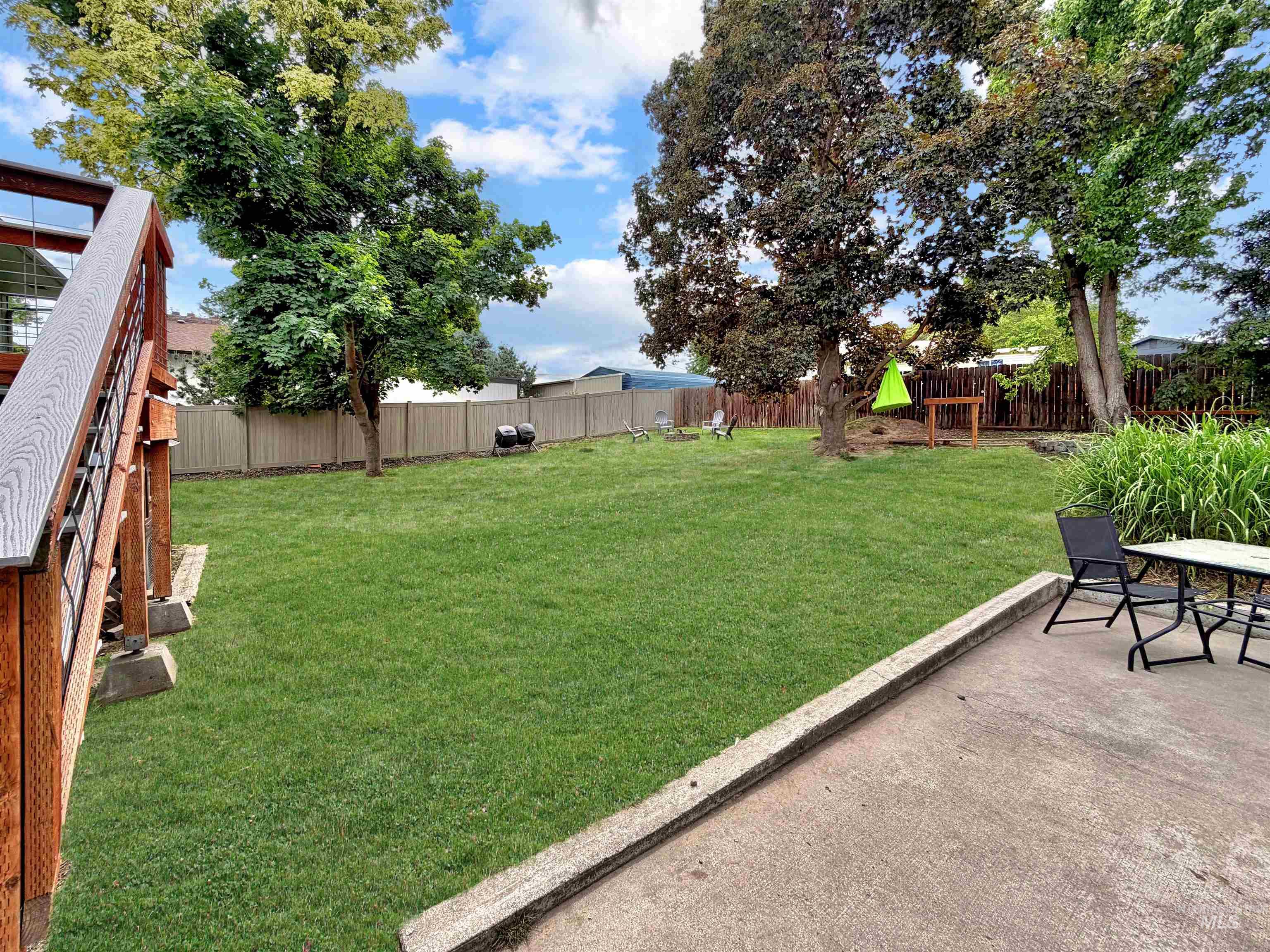 2220 Schaefer Drive, Clarkston, Washington 99403, 4 Bedrooms, 2 Bathrooms, Residential For Sale, Price $415,000,MLS 98986670