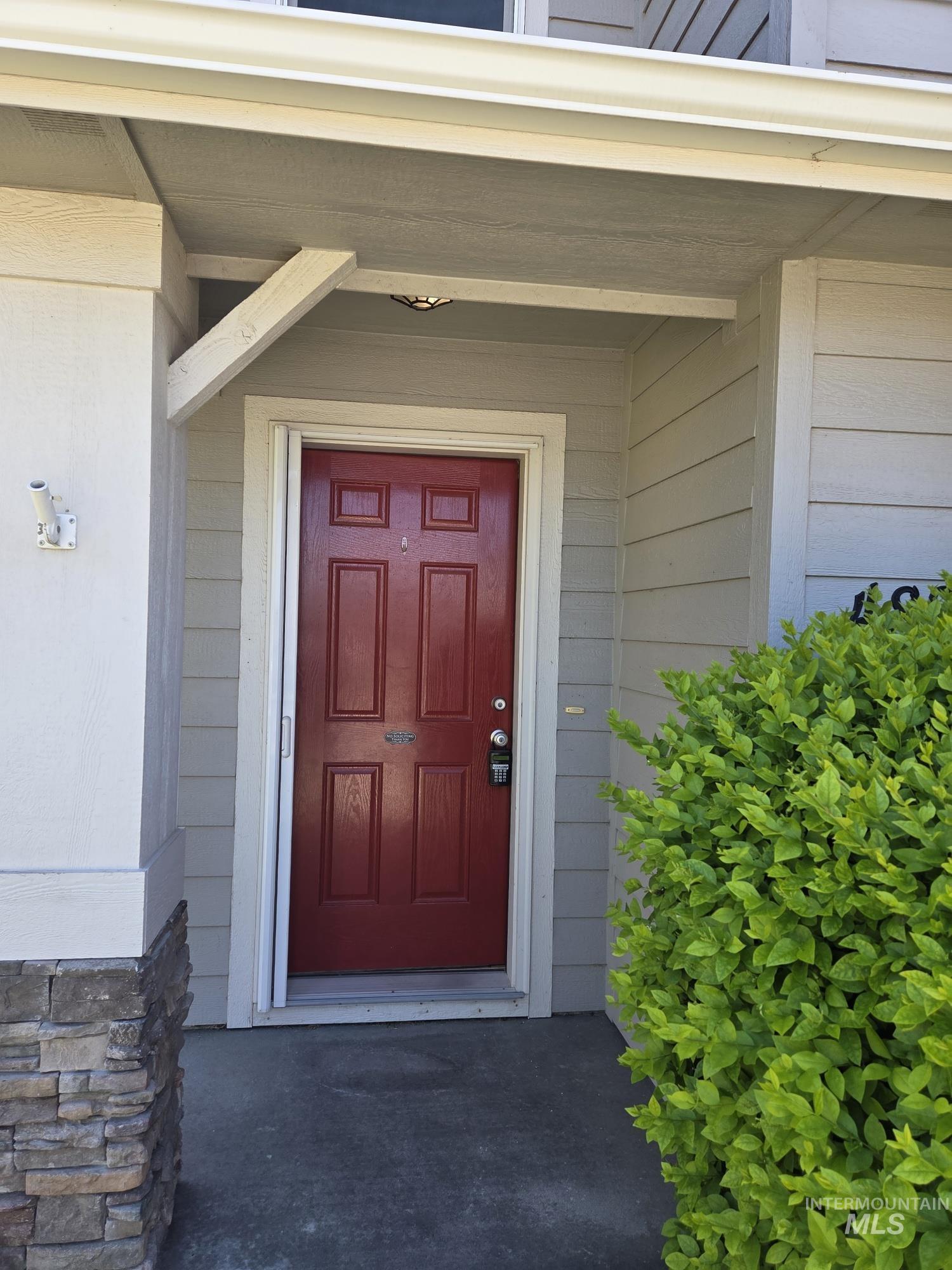 4886 S Chex Way, Boise, Idaho 83709, 3 Bedrooms, 2.5 Bathrooms, Residential For Sale, Price $425,000,MLS 98986676