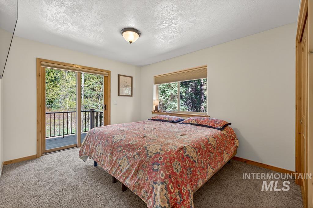 31 Eagle Trail, Donnelly, Idaho 83615, 4 Bedrooms, 2.5 Bathrooms, Residential For Sale, Price $895,000, 98986688