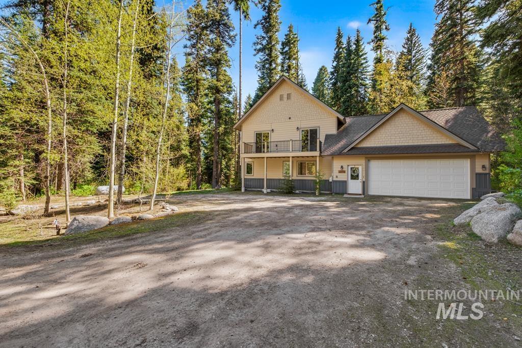 31 Eagle Trail, Donnelly, Idaho 83615, 4 Bedrooms, 2.5 Bathrooms, Residential For Sale, Price $895,000, 98986688