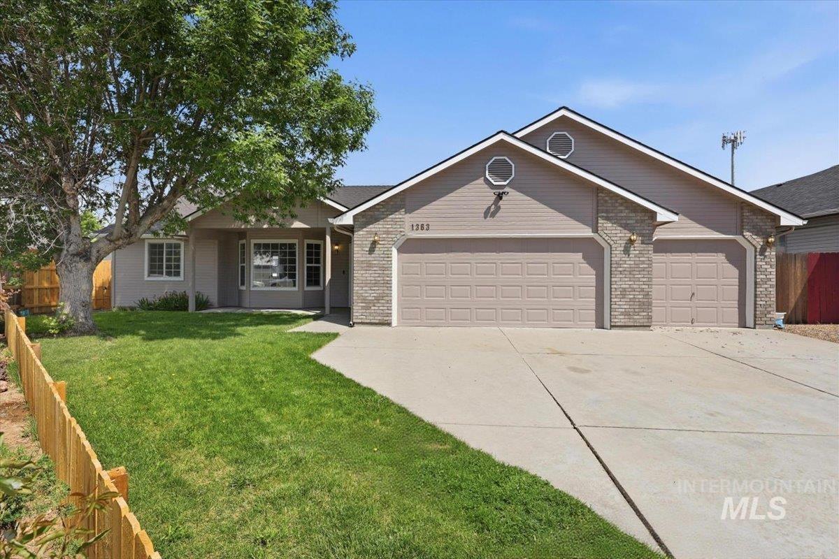 1363 N Christopher Pl & 1400 N Mitchell St, Boise, Idaho 83704, 3 Bedrooms, 2 Bathrooms, Residential For Sale, Price $450,000, 98986689