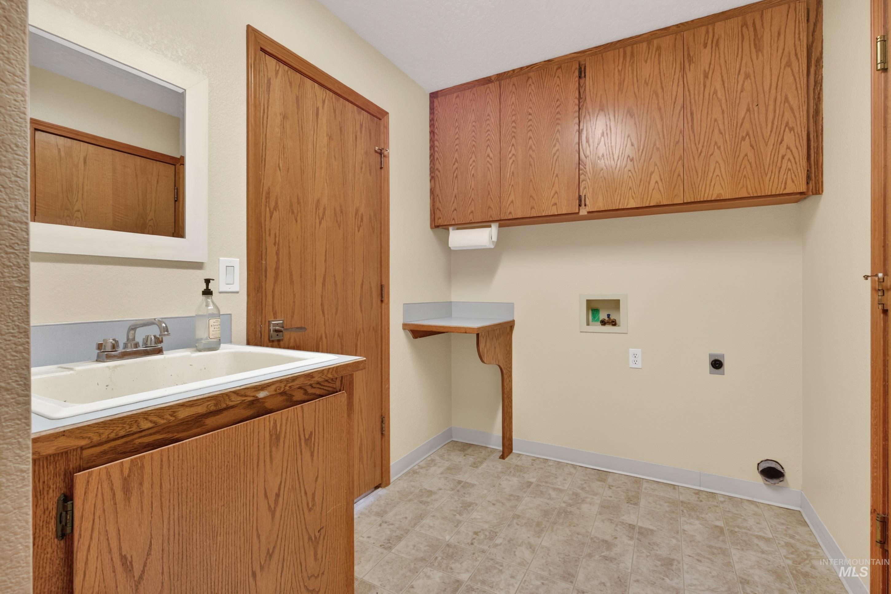 2029 Carey Place, Nampa, Idaho 83651, 4 Bedrooms, 2.5 Bathrooms, Residential For Sale, Price $489,000, 98986691
