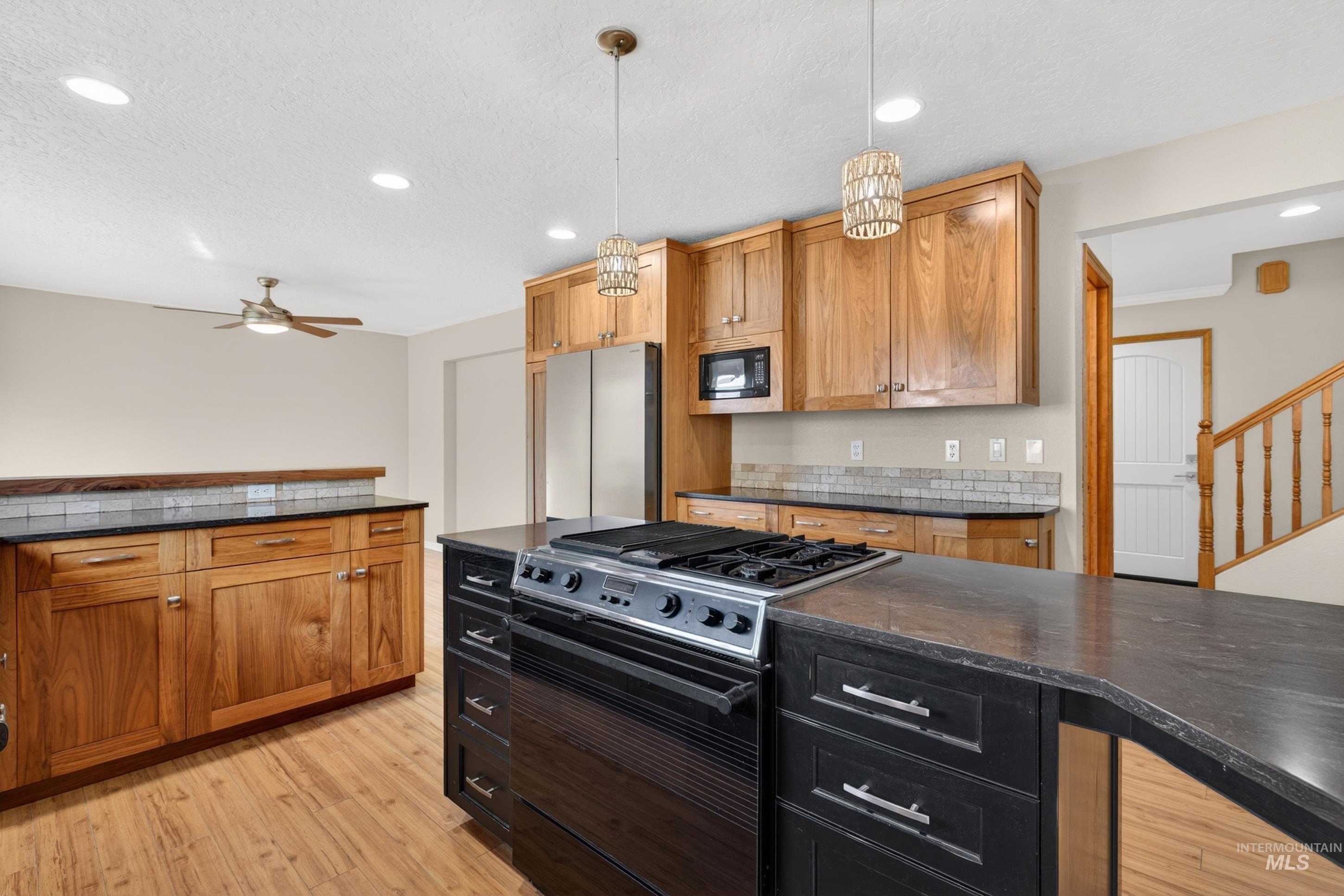 2029 Carey Place, Nampa, Idaho 83651, 4 Bedrooms, 2.5 Bathrooms, Residential For Sale, Price $489,000, 98986691