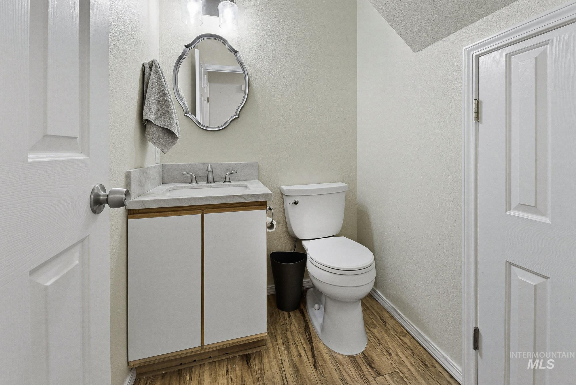 3946 W Adobe Court, Boise, Idaho 83705, 2 Bedrooms, 1.5 Bathrooms, Residential For Sale, Price $349,900, 98986694
