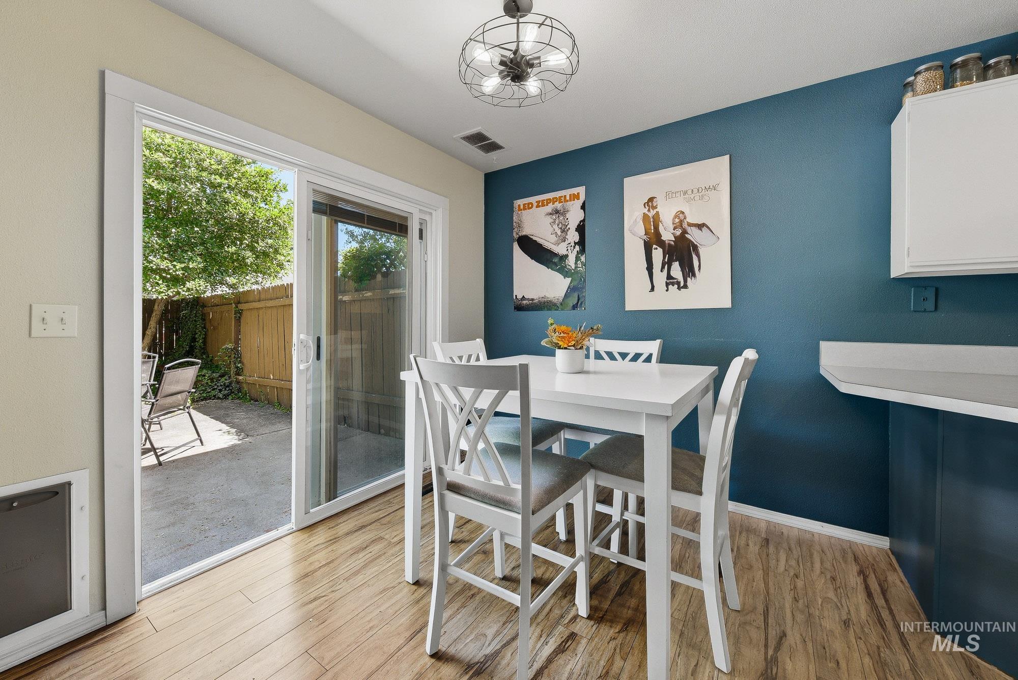 3946 W Adobe Court, Boise, Idaho 83705, 2 Bedrooms, 1.5 Bathrooms, Residential For Sale, Price $349,900, 98986694