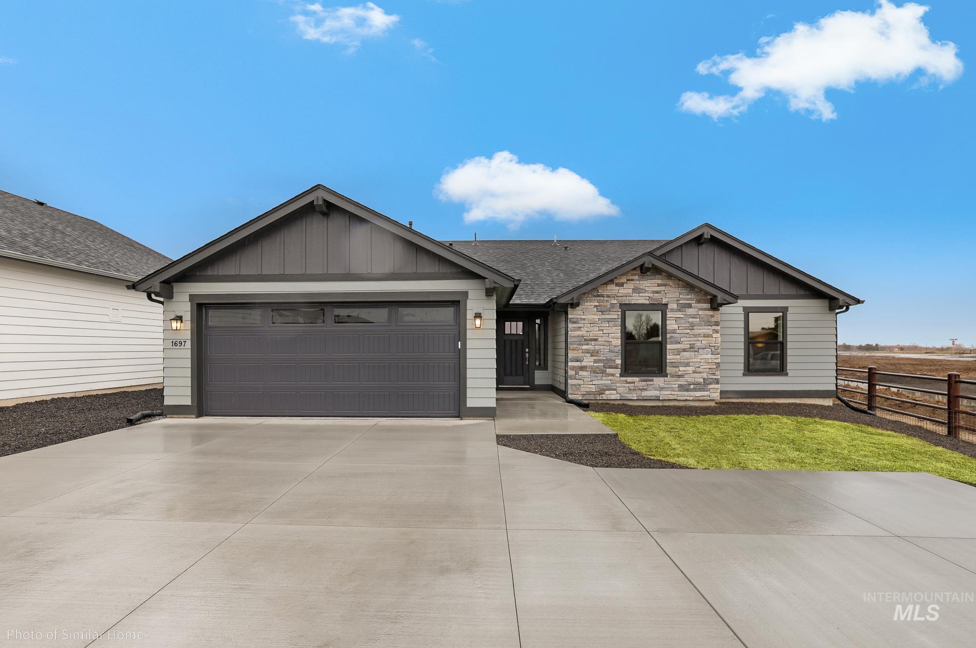 902 W Galloper St, Nampa, Idaho 83686, 3 Bedrooms, 2 Bathrooms, Residential For Sale, Price $432,990,MLS 98986695