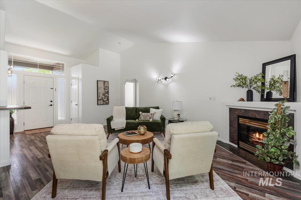 802 N Echohawk Way, Eagle, Idaho 83616, 3 Bedrooms, 2 Bathrooms, Residential For Sale, Price $524,900, 98986696