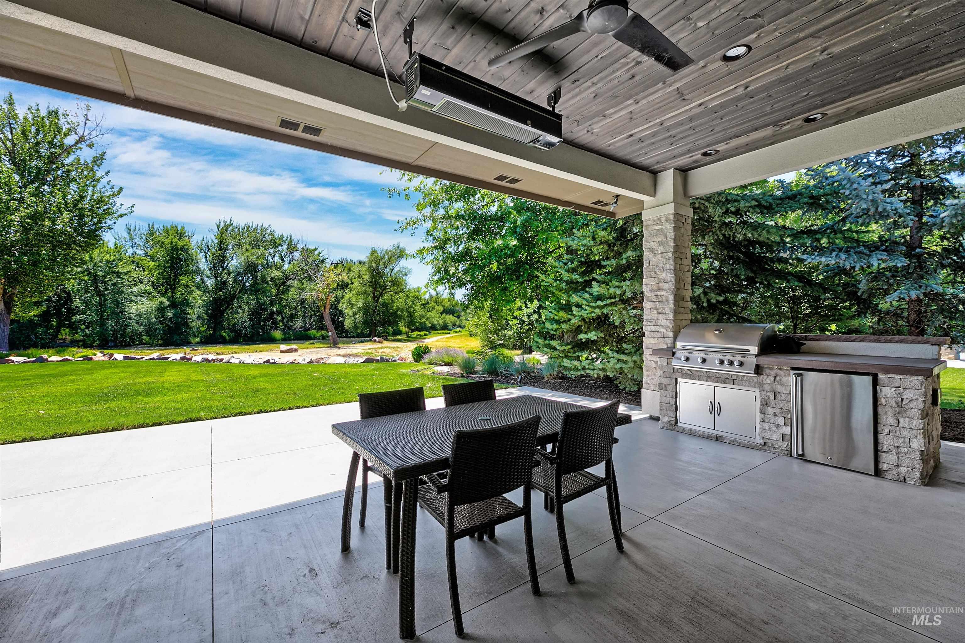 325 W Rivermont Lane, Eagle, Idaho 83616, 4 Bedrooms, 5.5 Bathrooms, Residential For Sale, Price $3,495,000, 98986698